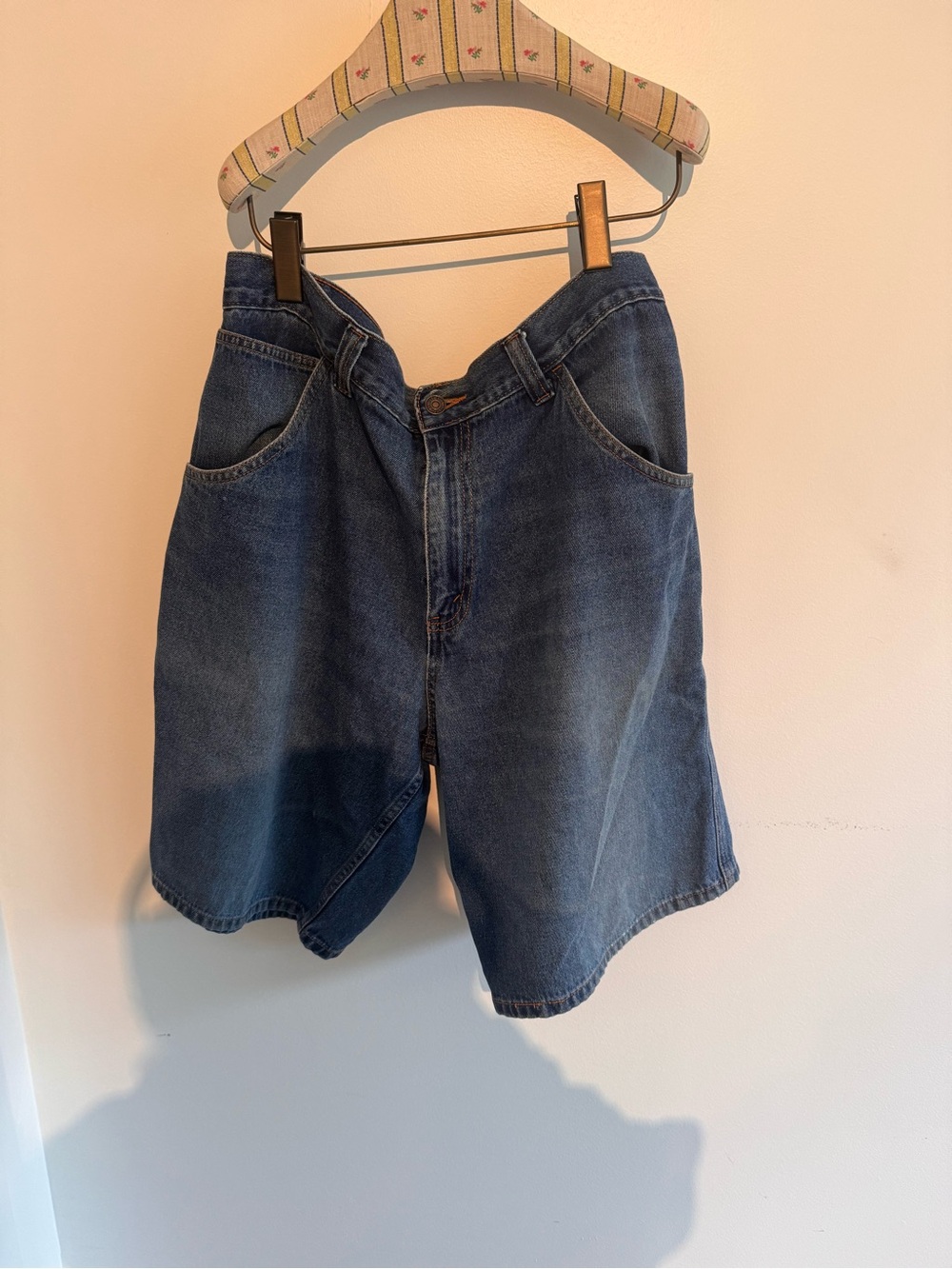 Vintage Levi’s Orange Tab Baggy Denim Jorts Shorts 34